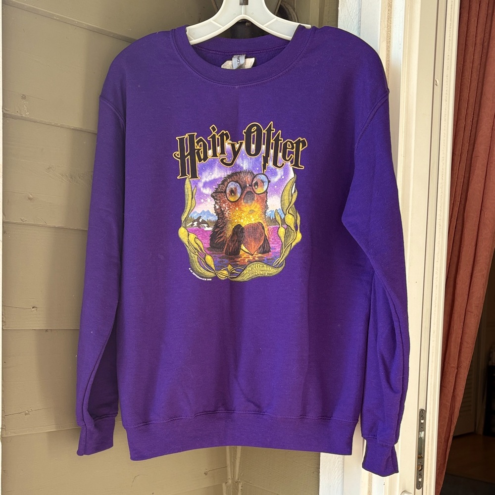 Gildan old fashion Thicker Purple Sweatshirt with cuter Harry Otter! NWOT. Sz S - Picture 2 of 4